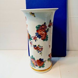 Vintage/collectible Saxony Vase a reproduction of a Meissen Vase, Circa 1725.